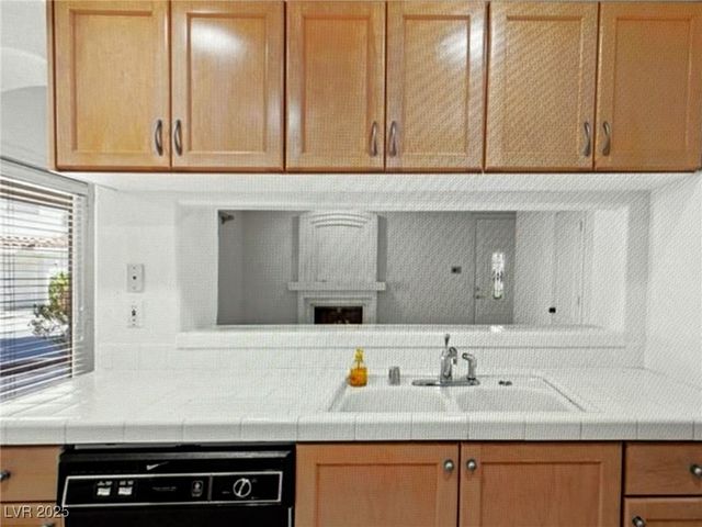 7620 Rolling View Drive 101, Las Vegas, NV 89149