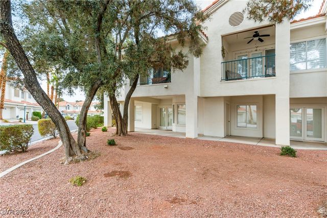 7620 Rolling View Drive 101, Las Vegas, NV 89149