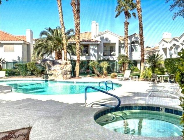 7620 Rolling View Drive 101, Las Vegas, NV 89149