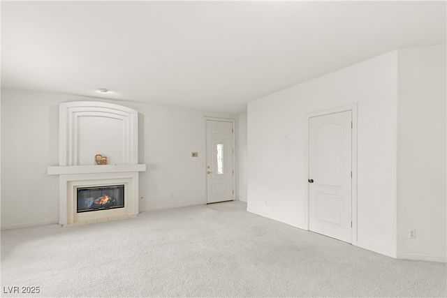 7620 Rolling View Drive 101, Las Vegas, NV 89149