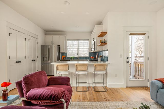 3304 Hollywood Ave 2, Austin, TX 78722