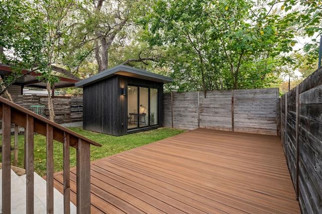 3304 Hollywood Ave 2, Austin, TX 78722