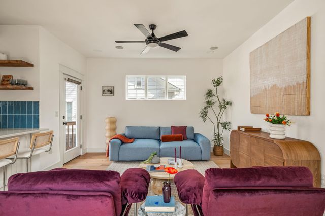 3304 Hollywood Ave 2, Austin, TX 78722