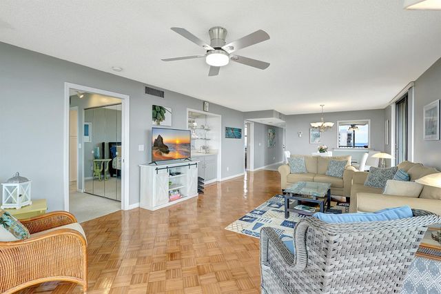 5059 N Hwy A1a 701, Fort Pierce, FL 34949