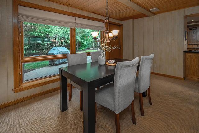 1860 Churchview DRIVE, Brookfield, WI 53005