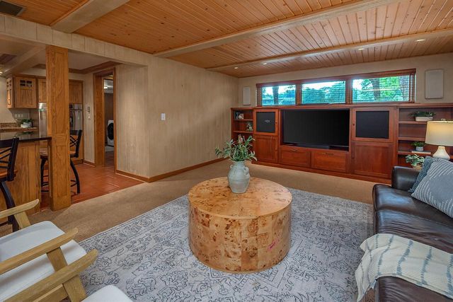 1860 Churchview DRIVE, Brookfield, WI 53005