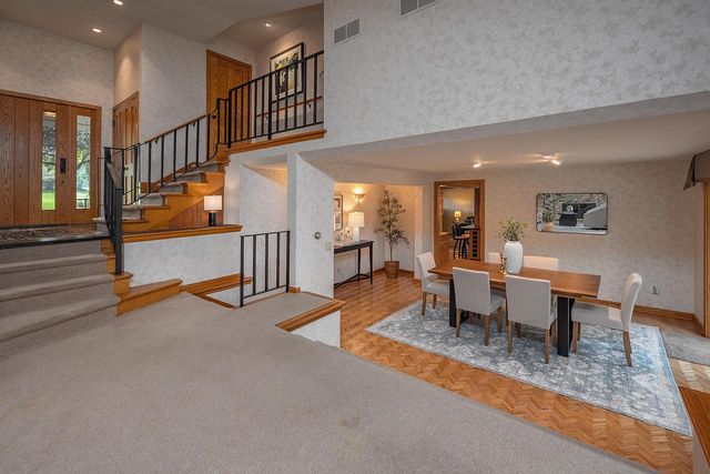 1860 Churchview DRIVE, Brookfield, WI 53005