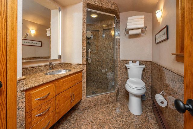 1860 Churchview DRIVE, Brookfield, WI 53005