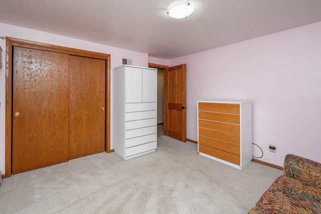 1860 Churchview DRIVE, Brookfield, WI 53005