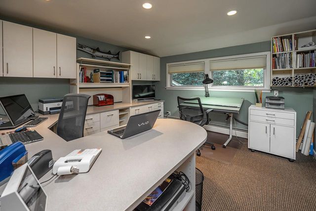 1860 Churchview DRIVE, Brookfield, WI 53005