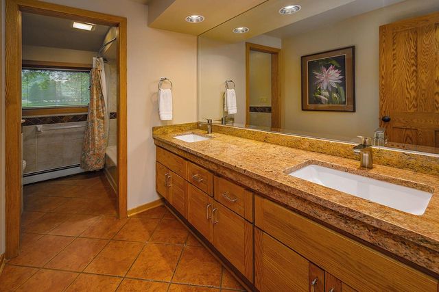 1860 Churchview DRIVE, Brookfield, WI 53005