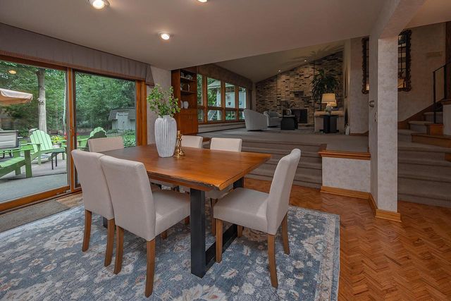 1860 Churchview DRIVE, Brookfield, WI 53005