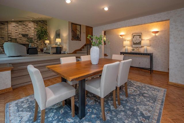 1860 Churchview DRIVE, Brookfield, WI 53005