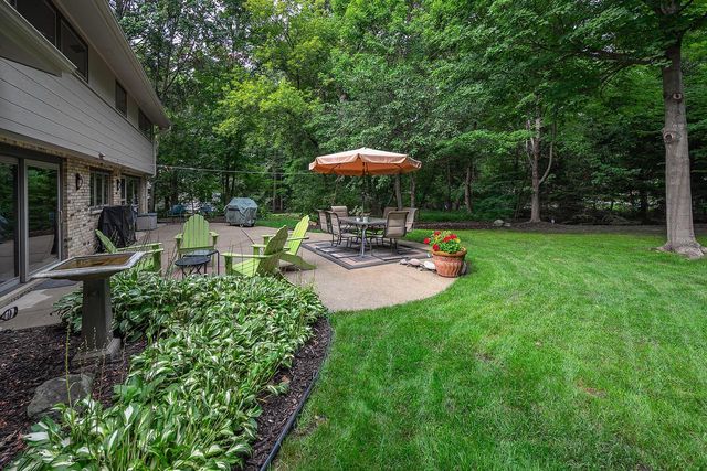 1860 Churchview DRIVE, Brookfield, WI 53005
