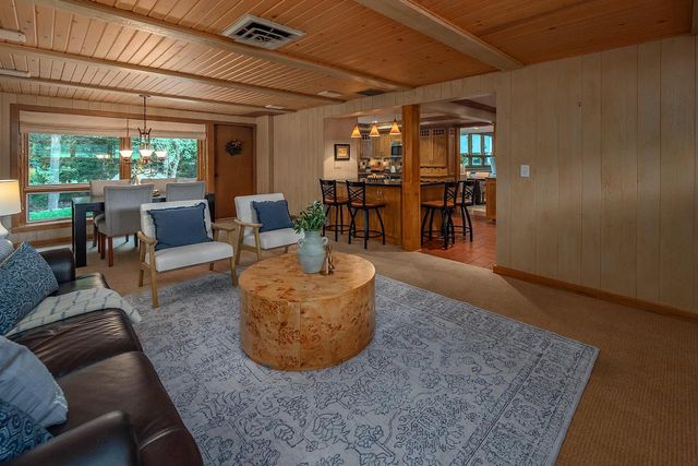 1860 Churchview DRIVE, Brookfield, WI 53005