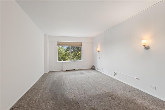 7141 N Kedzie Avenue 511, Chicago, IL 60645