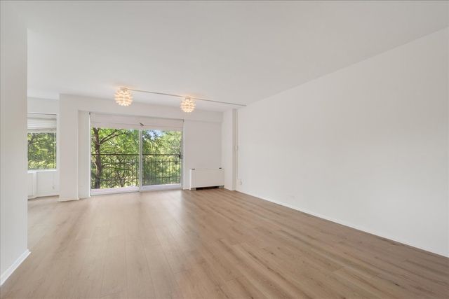 7141 N Kedzie Avenue 511, Chicago, IL 60645