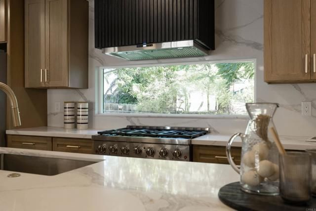 2275 Ivy Road, Oceanside, CA 92054