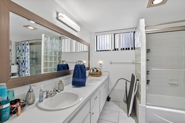 6328 W Longboat Ln Lane W 101, Boca Raton, FL 33433