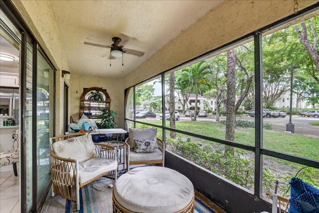 6328 W Longboat Ln Lane W 101, Boca Raton, FL 33433