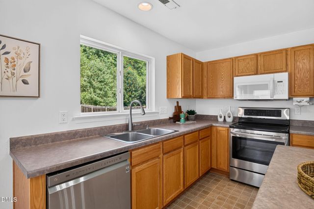 3428 Mackinac Island Lane, Raleigh, NC 27610