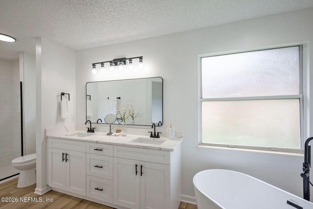 1733 GALLAHADION Court, Jacksonville, FL 32218