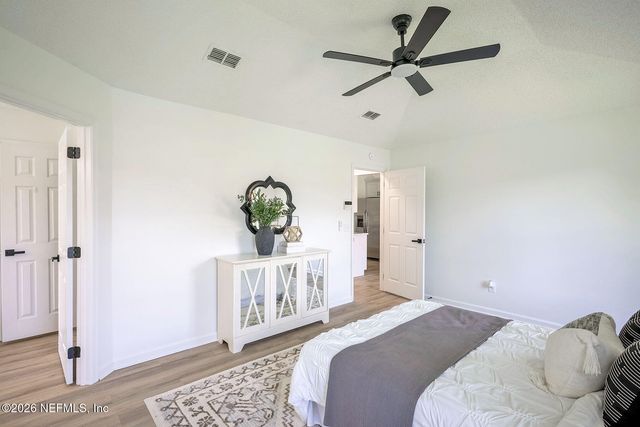 1733 GALLAHADION Court, Jacksonville, FL 32218