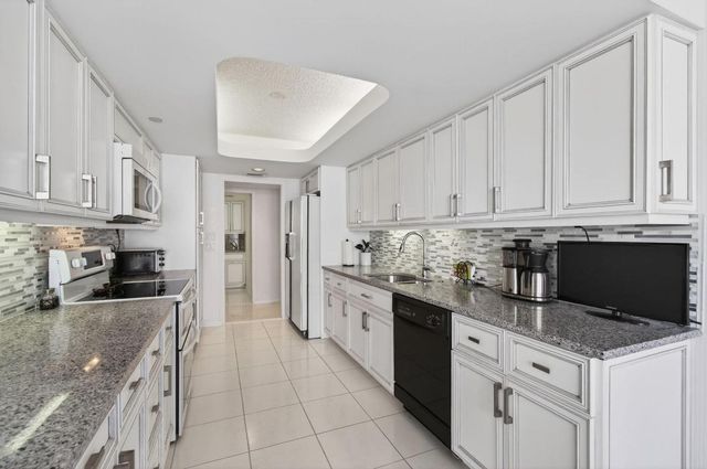 3210 S Ocean Boulevard 704, Highland Beach, FL 33487