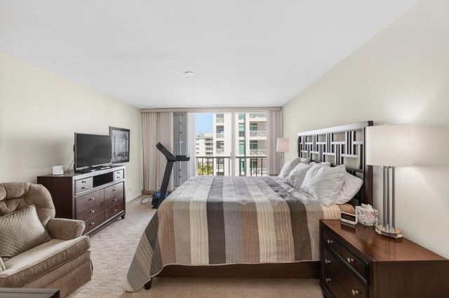 3210 S Ocean Boulevard 704, Highland Beach, FL 33487