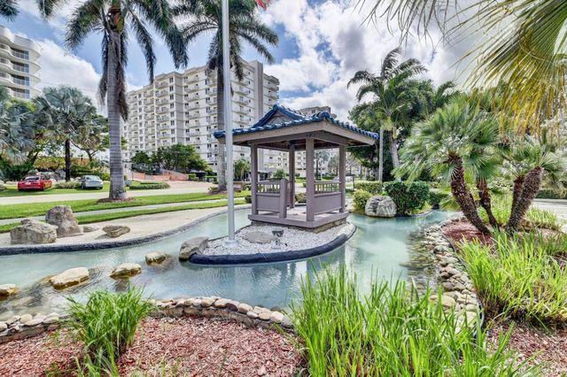 3210 S Ocean Boulevard 704, Highland Beach, FL 33487