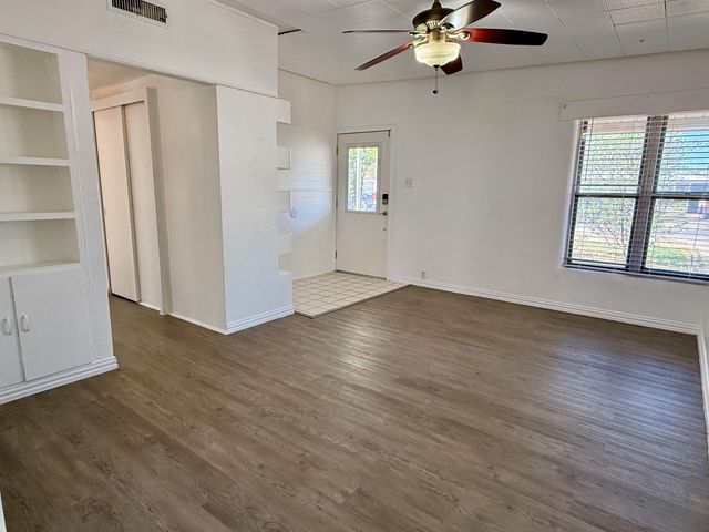 302 Midget Street, San Angelo, TX 76901