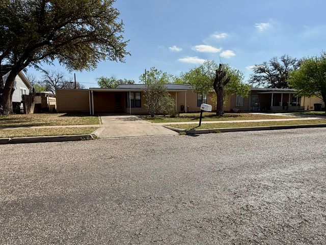 302 Midget Street, San Angelo, TX 76901
