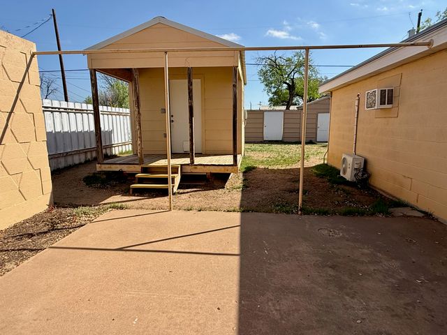 302 Midget Street, San Angelo, TX 76901
