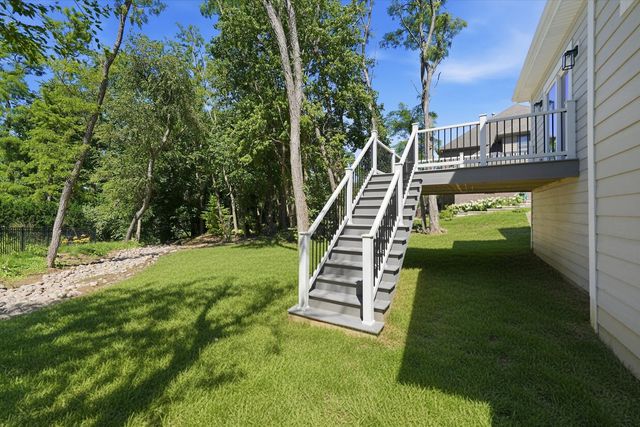 21339 Wooded Cove Drive, Elwood, IL 60421