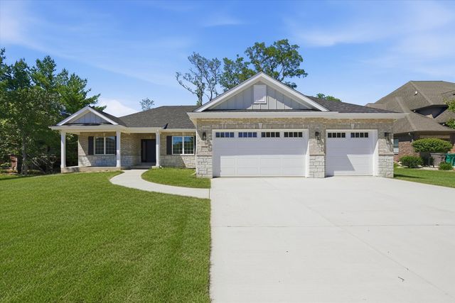 21339 Wooded Cove Drive, Elwood, IL 60421