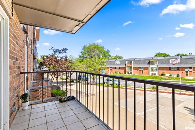 906 W Loire Ct Apt 2A, Peoria, IL 61614