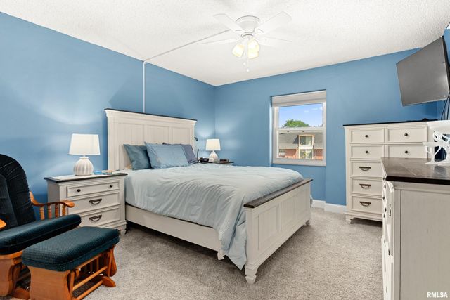 906 W Loire Ct Apt 2A, Peoria, IL 61614