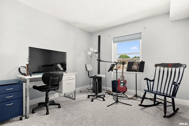 906 W Loire Ct Apt 2A, Peoria, IL 61614