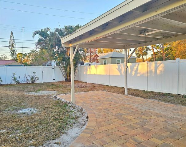 5610 KELLY DRIVE N, St Petersburg, FL 33703