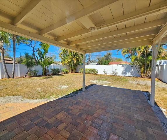 5610 KELLY DRIVE N, St Petersburg, FL 33703