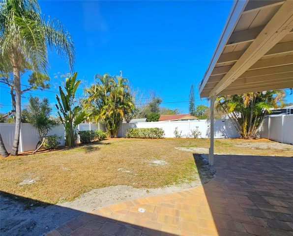 5610 KELLY DRIVE N, St Petersburg, FL 33703