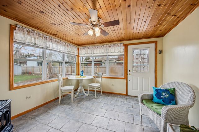 1618 Pine Trail, Sycamore, IL 60178