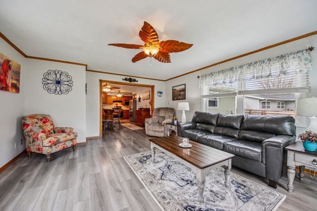 1618 Pine Trail, Sycamore, IL 60178