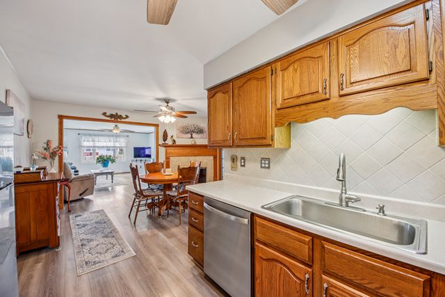 1618 Pine Trail, Sycamore, IL 60178