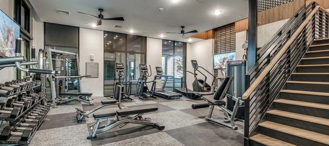 2929 Oak Lawn Avenue 726, Dallas, TX 75219