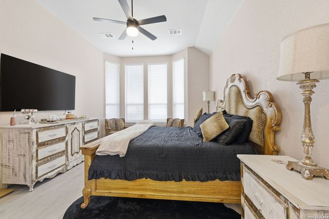 1647 Houghton Park, Bulverde, TX 78163