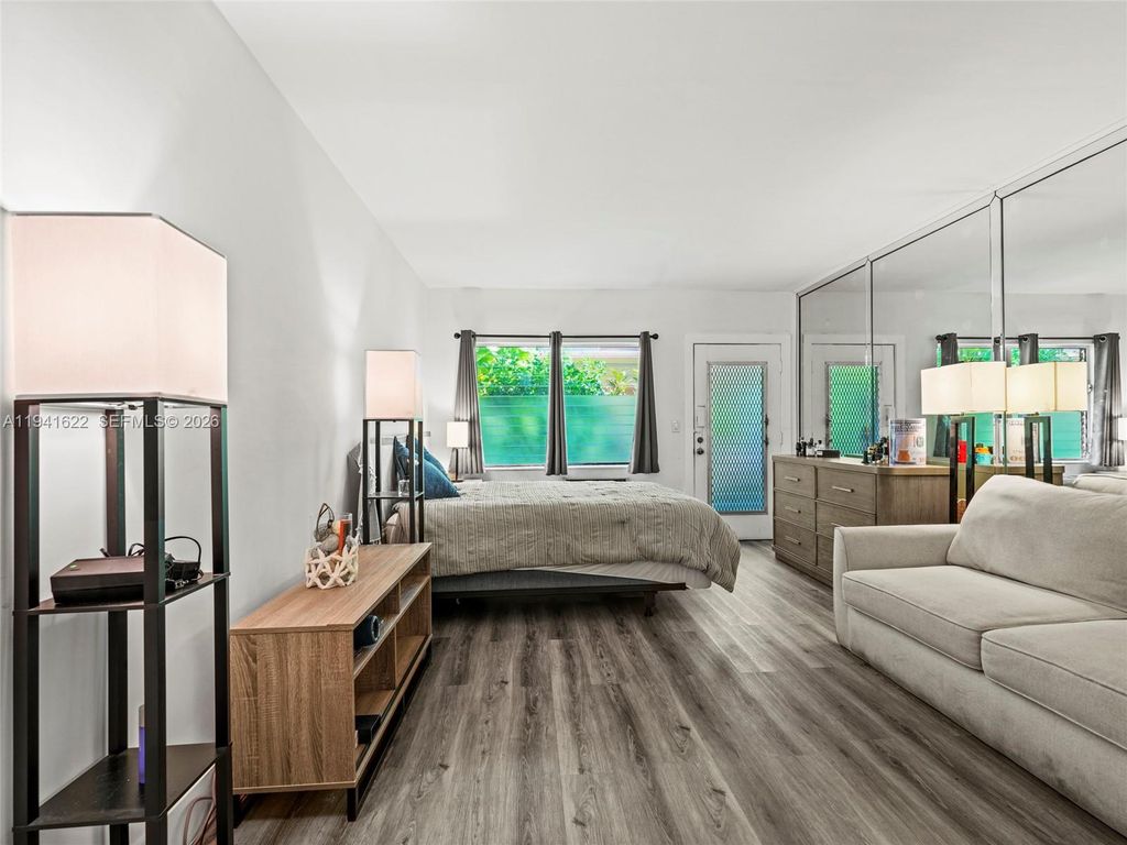 1060 Pennsylvania Ave 4, Miami Beach, FL 33139