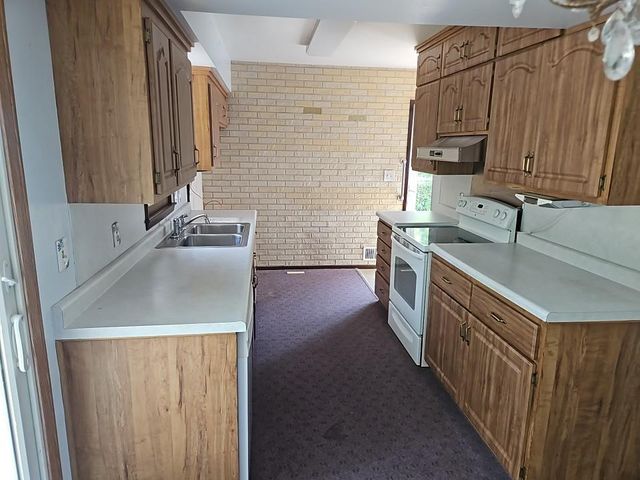 6301 Oak Knoll Plaza, Woodbury, MN 55125