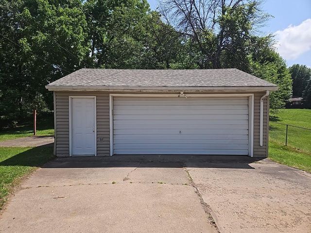 6301 Oak Knoll Plaza, Woodbury, MN 55125