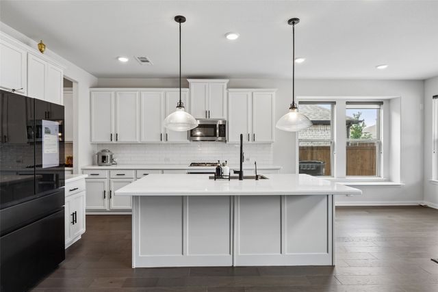 805 Dove Haven Lane, Melissa, TX 75454